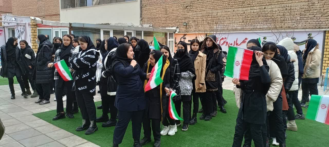 تجدید میثاق باآرمانهای انقلاب اسلامی با حضور در مزار شهدای گمنام
